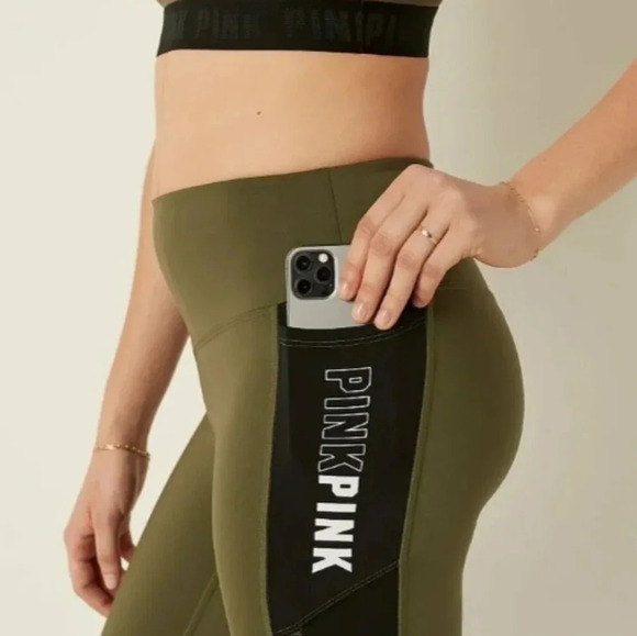 Vs PINK high waist 7/8 LEGGING WITH MESH-small like new - Picture 3 of 9